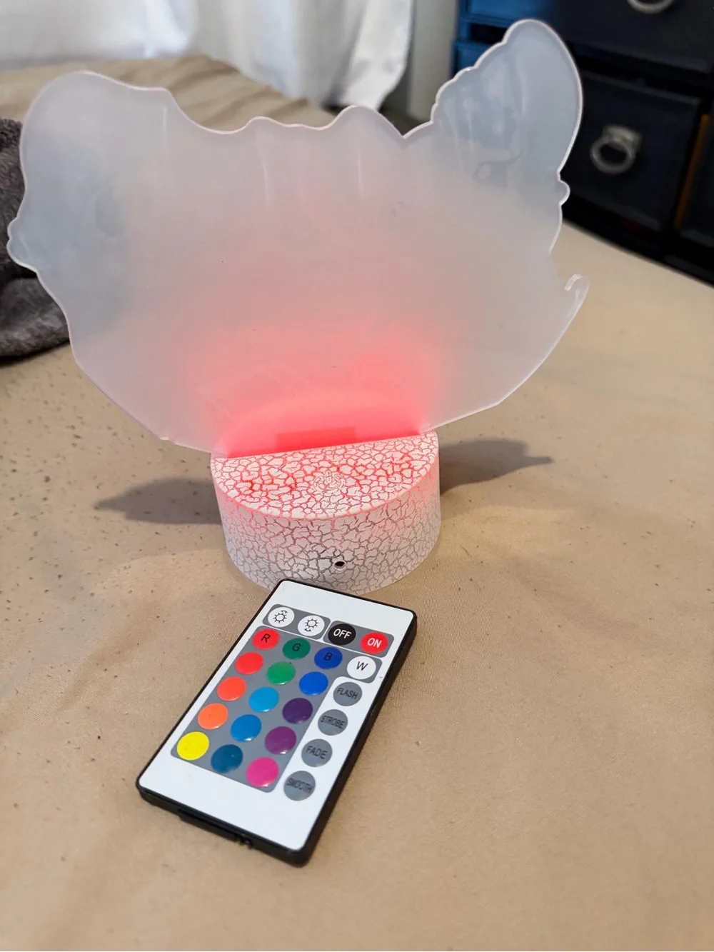 LED Color-Changing Night Light with Remote - Pink